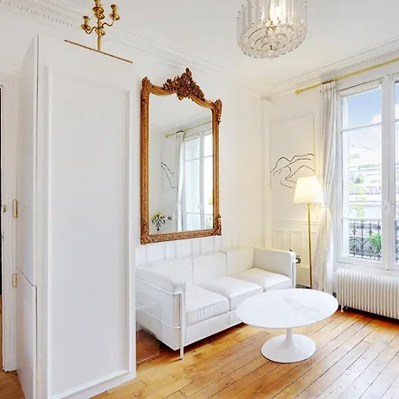 Paris’luxury : Luxe, Calm&voluptuousness *